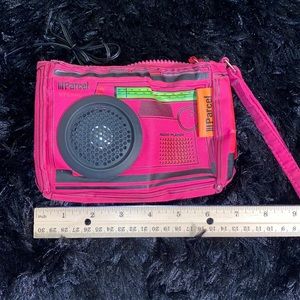 PARCEL STEREO WRISTLET - HOT PINK - FUNCTIONING STEREO